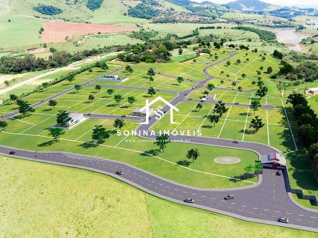 Venda em Azevedo - Joanópolis
