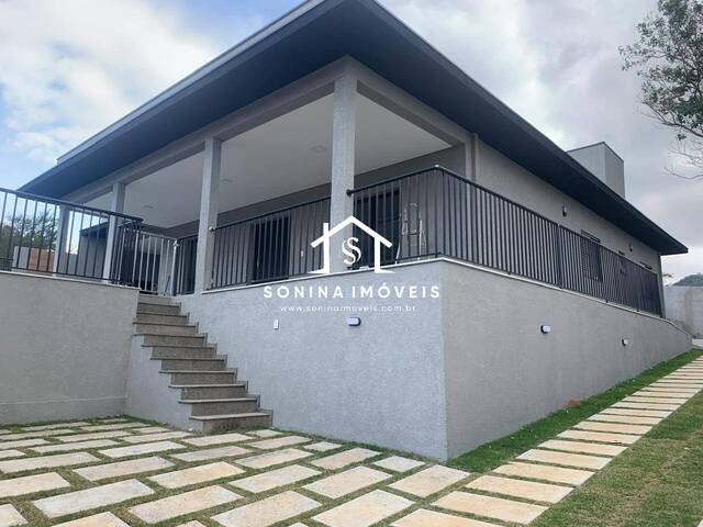 #206 - Casa para Locação em Atibaia - SP