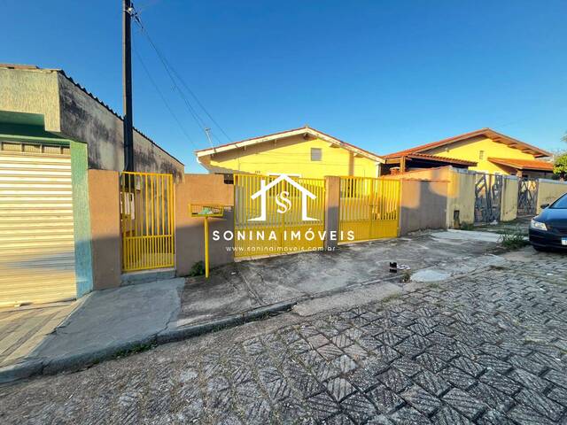 #211 - Casa para Venda em Bom Jesus dos Perdões - SP