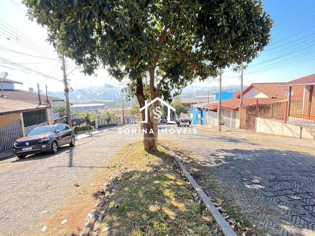Casa para Venda em Bom Jesus dos Perdões - 5