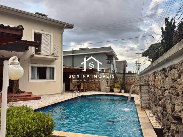 #272 - Casa para Venda em Atibaia - SP