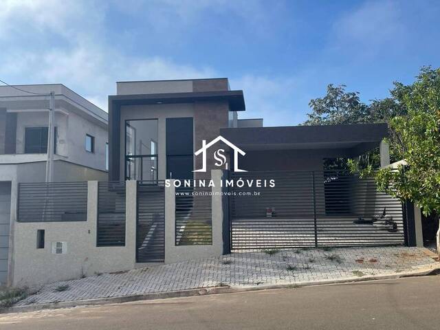 #308 - Casa para Venda em Atibaia - SP