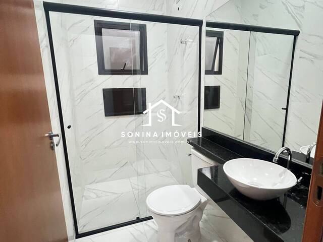 Casa para Venda em Atibaia - 4