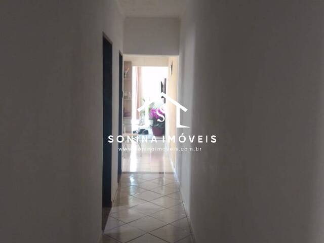 Casa para Venda em Atibaia - 4