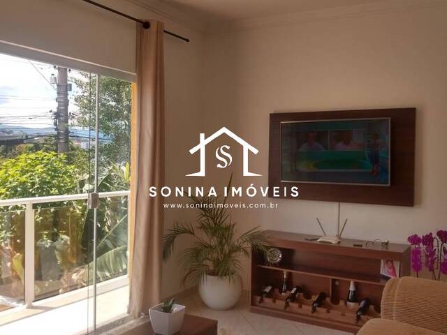 Venda em Jardim das Cerejeiras - Atibaia