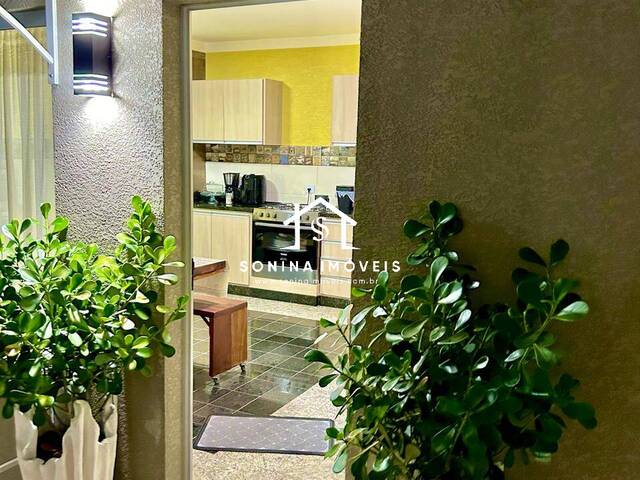 Casa para Venda em Atibaia - 3