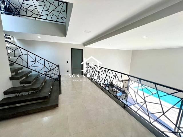 Casa para Venda em Bragança Paulista - 2