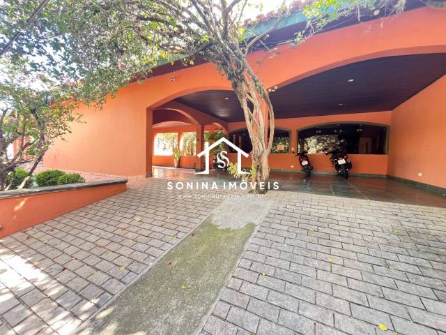 Mansão para Venda em Atibaia - 4