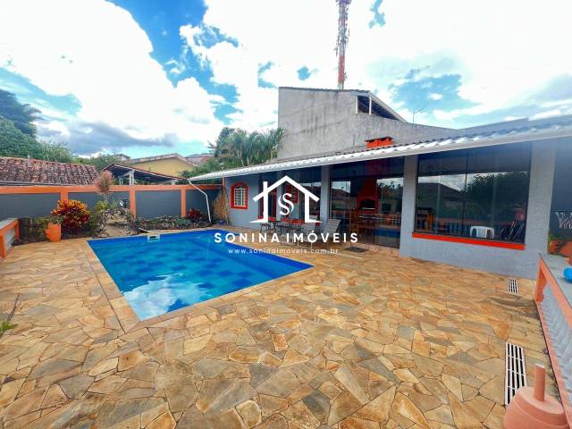 Casa para Venda em Atibaia - 2