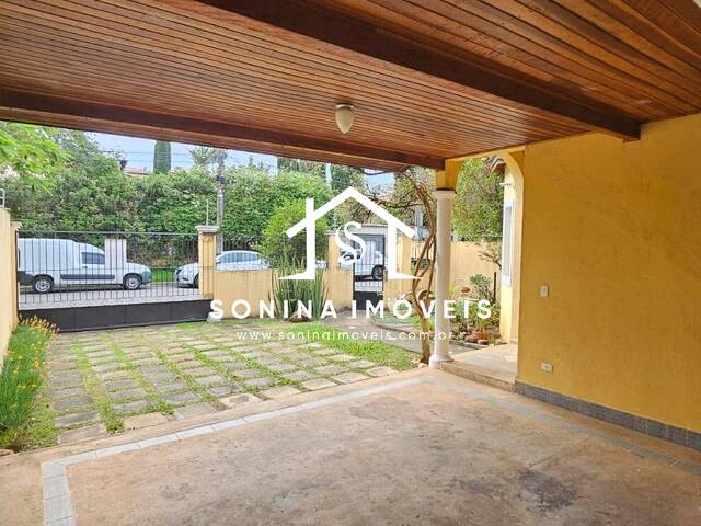 Casa para Venda em Atibaia - 2