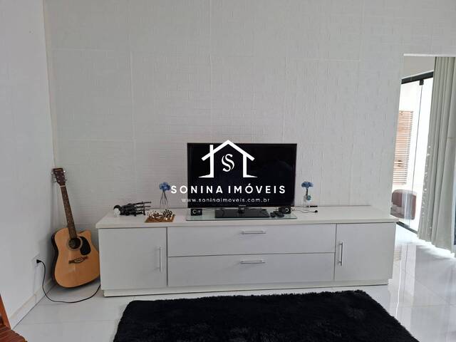 Casa para Venda em Atibaia - 3