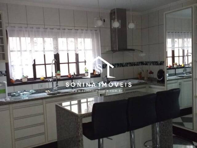 Casa para Venda em Atibaia - 3