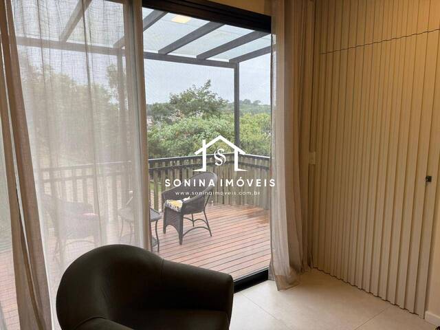 Casa para Venda em Atibaia - 4