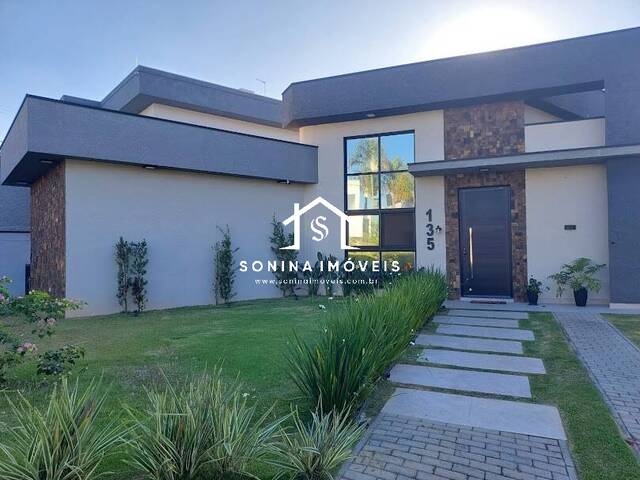 Casa para Venda em Atibaia - 3