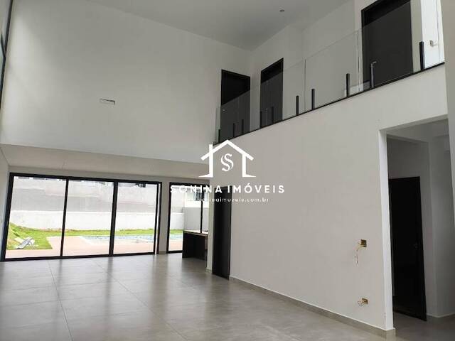 Casa para Venda em Atibaia - 3