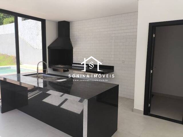 Casa para Venda em Atibaia - 4