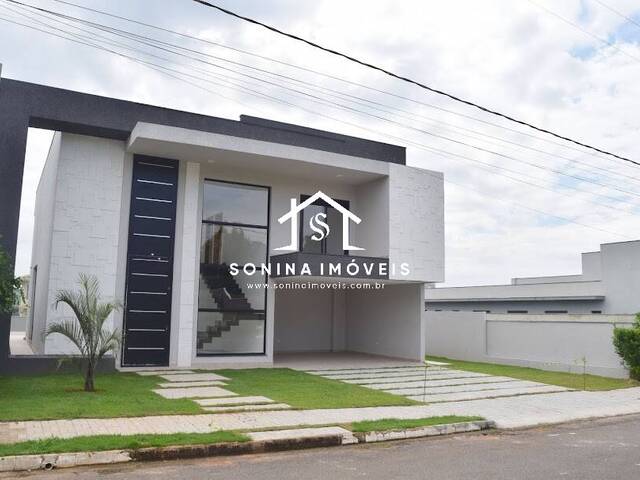 Casa para Venda em Atibaia - 2