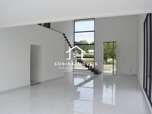 Casa para Venda em Atibaia - 3