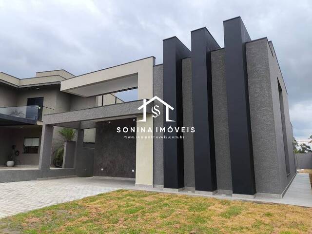 Casa para Venda em Atibaia - 2