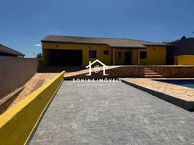 Casa para Venda em Atibaia - 4