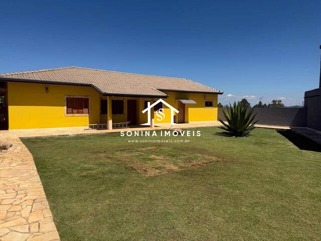 #521 - Casa para Venda em Atibaia - SP