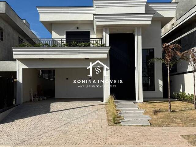 Casa para Venda em Atibaia - 2