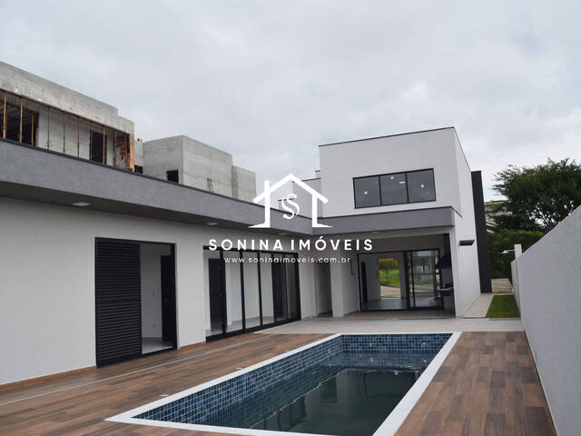 Casa para Venda em Atibaia - 2