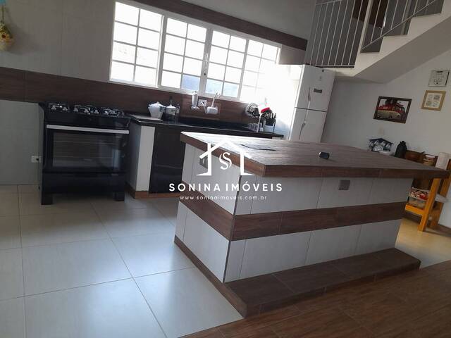 Casa para Venda em Atibaia - 3