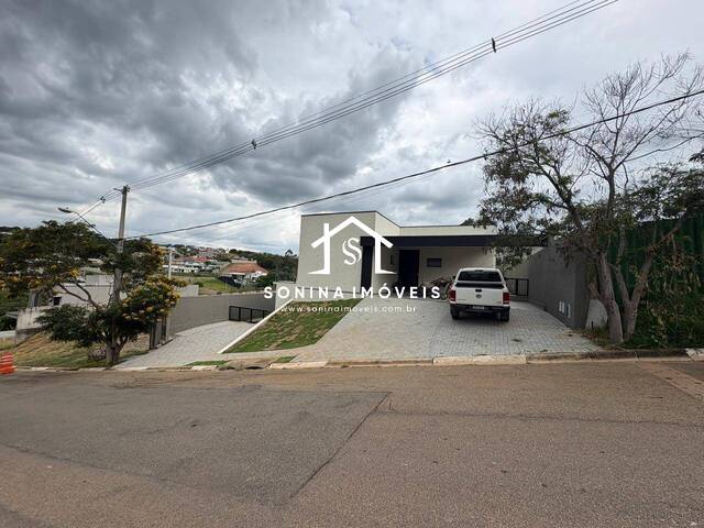 Casa para Venda em Atibaia - 3