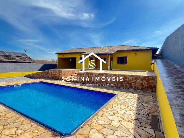 Casa para Venda em Atibaia - 4