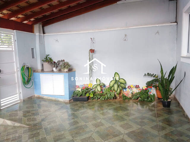 Casa para Venda em Atibaia - 3