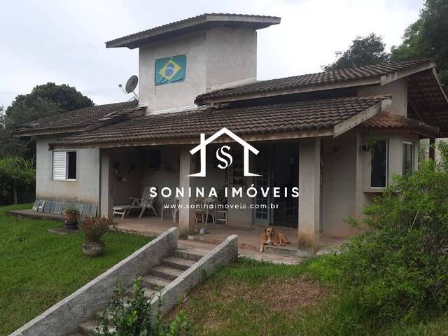 Casa para Venda em Bom Jesus dos Perdões - 2