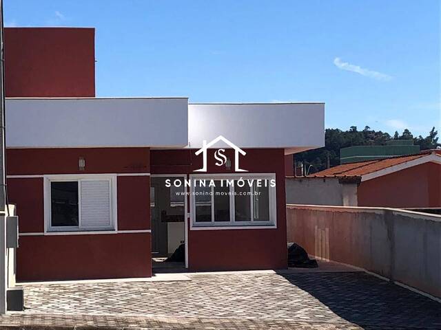 Casa para Venda em Bom Jesus dos Perdões - 2