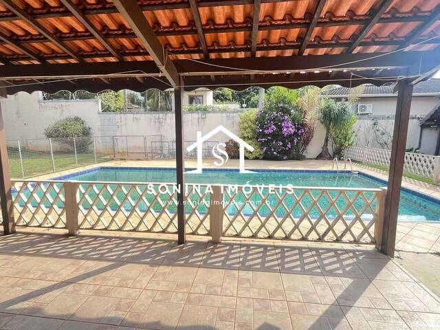 #691 - Casa para Venda em Atibaia - SP