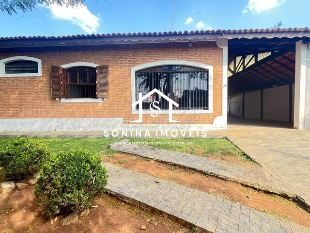 Casa para Venda em Atibaia - 4