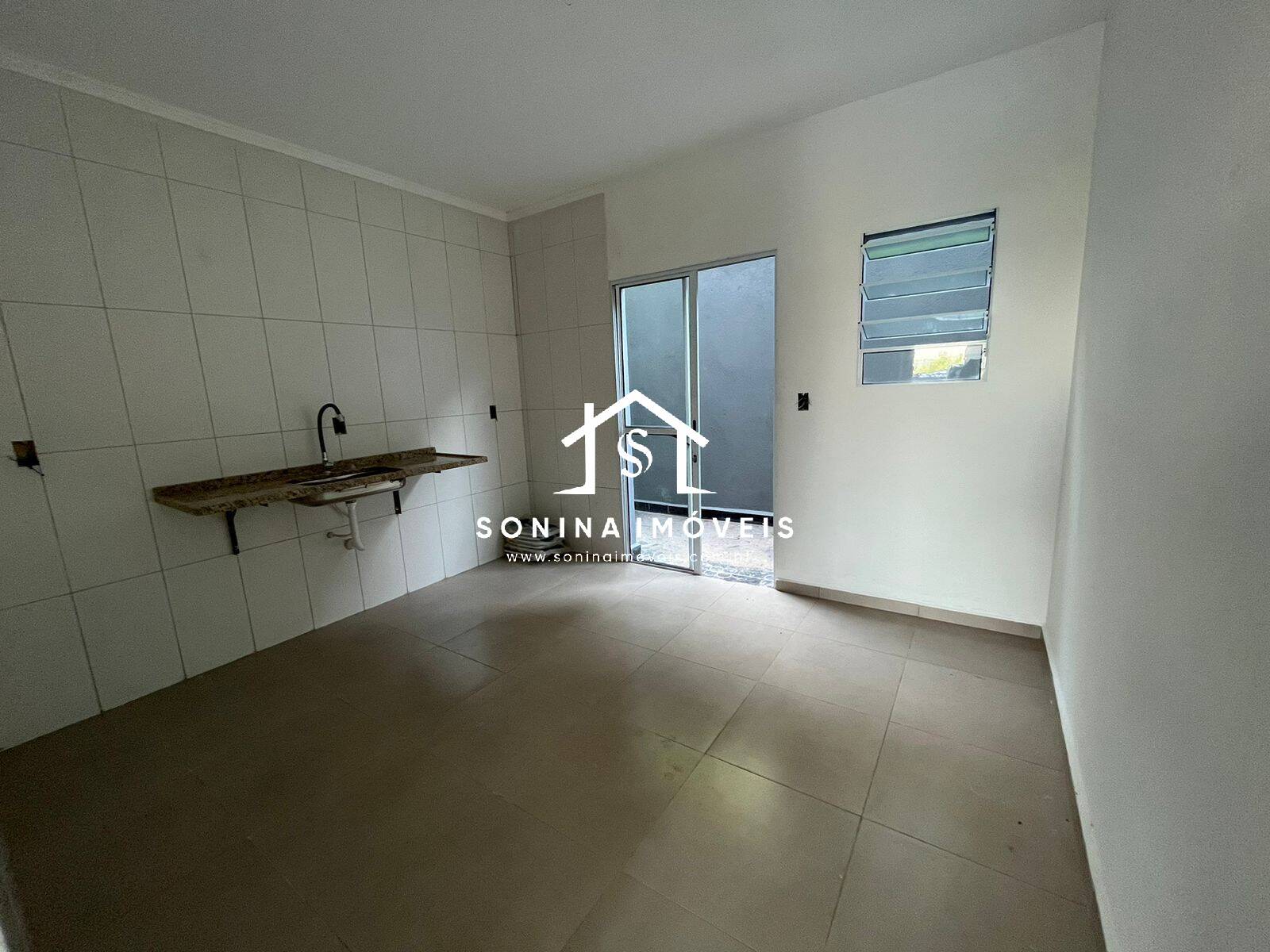 Casa de Condomínio, 2 quartos - Foto 1