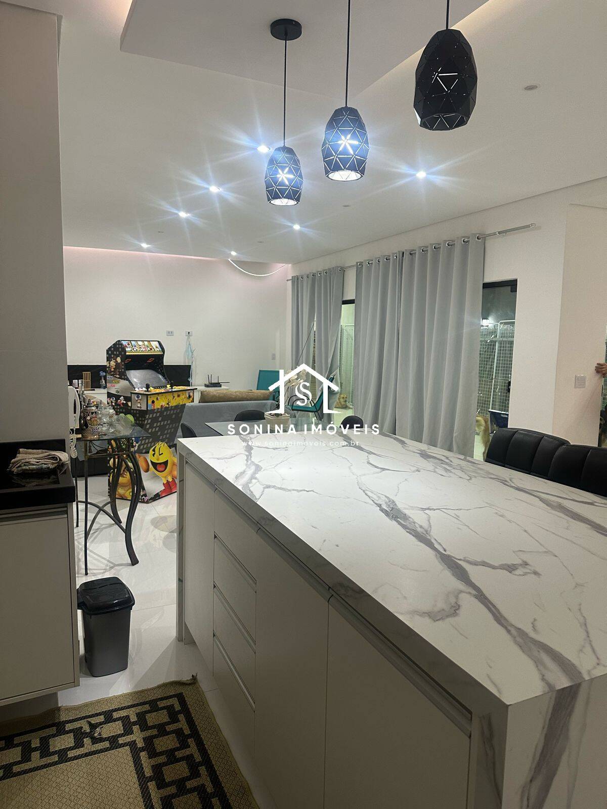 Casa, 4 quartos, 200 m² - Foto 9