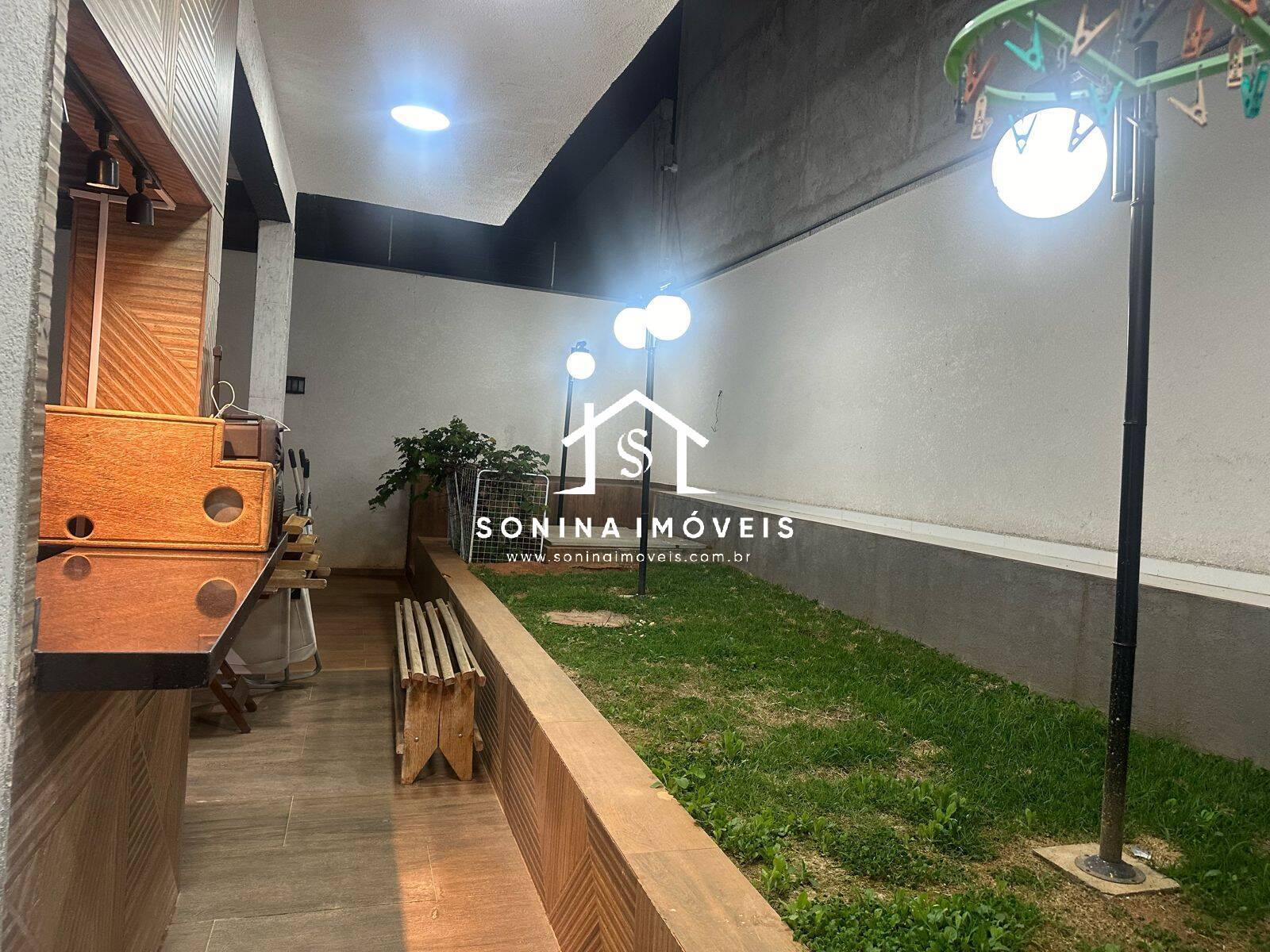 Casa, 4 quartos, 200 m² - Foto 25