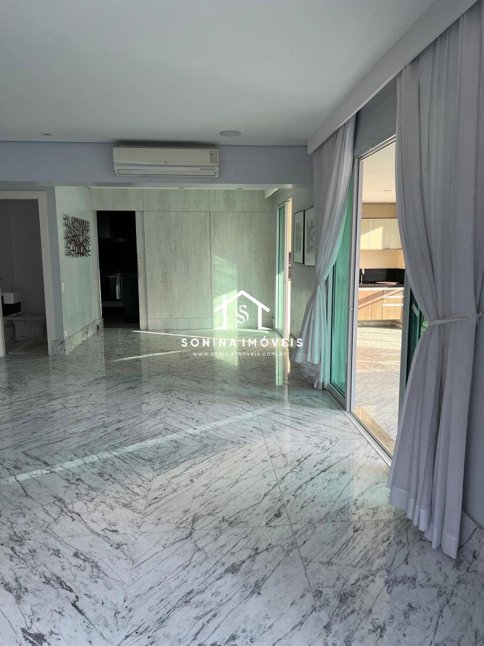 Apartamento, 3 quartos, 220 m² - Foto 9