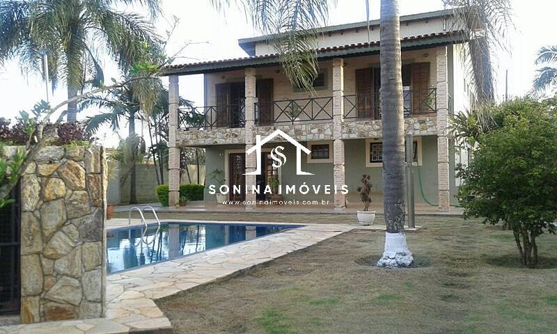 Casa para alugar com 3 quartos, 400m² - Foto 4
