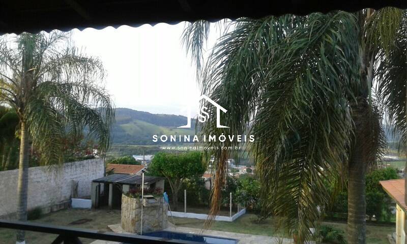 Casa para alugar com 3 quartos, 400m² - Foto 12