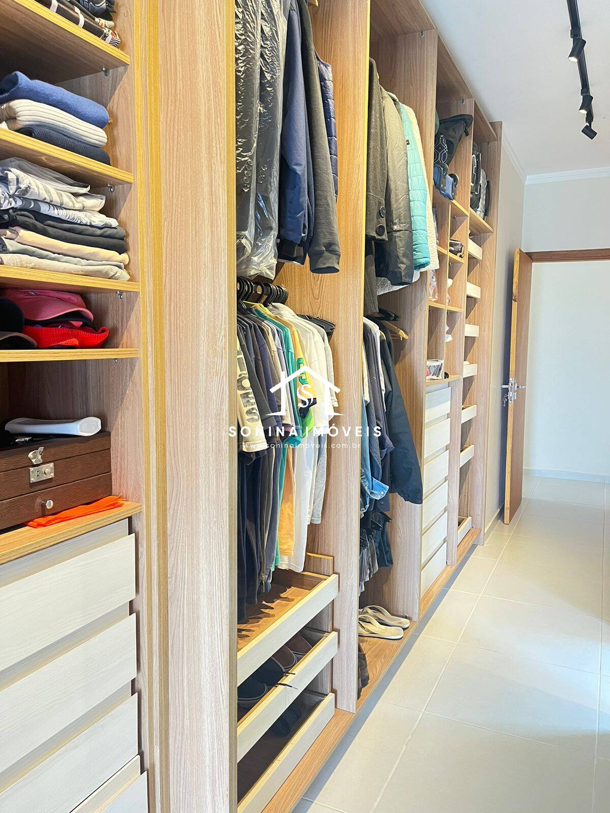 Casa, 4 quartos, 320 m² - Foto 40