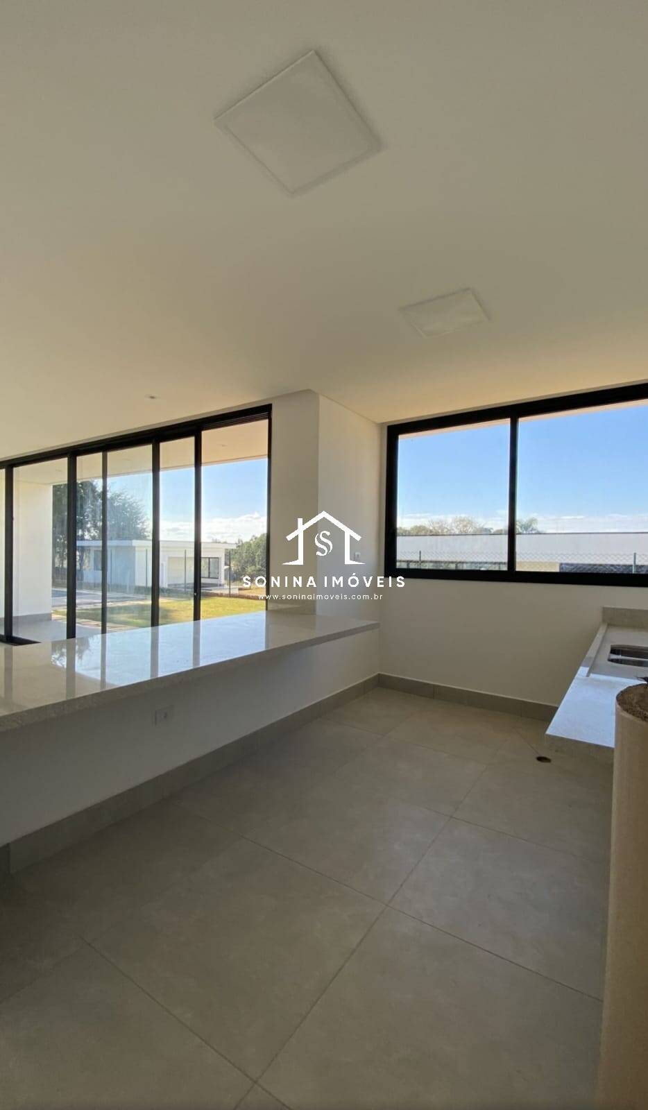 Casa, 3 quartos, 248 m² - Foto 6