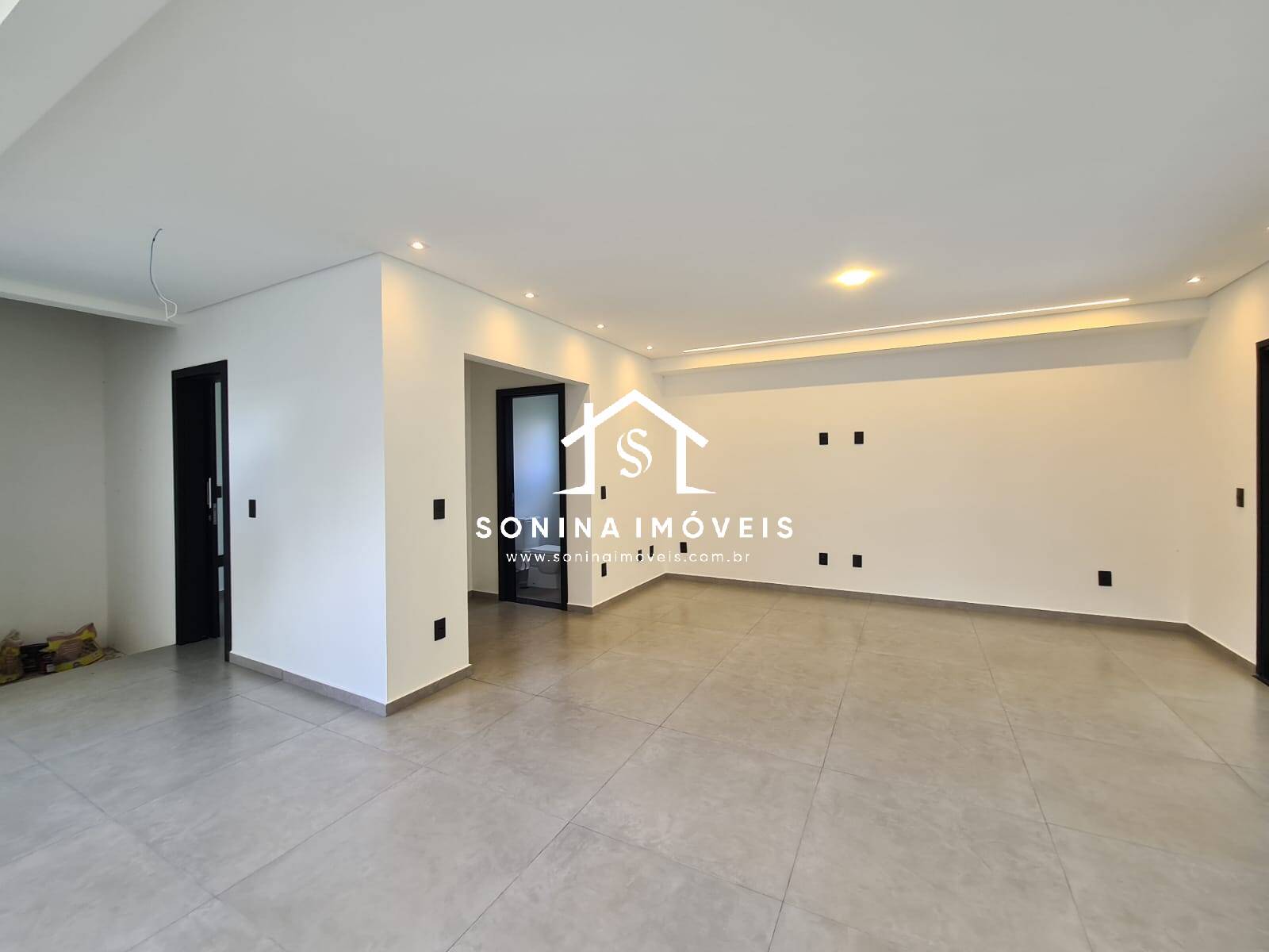 Casa, 3 quartos, 221 m² - Foto 37