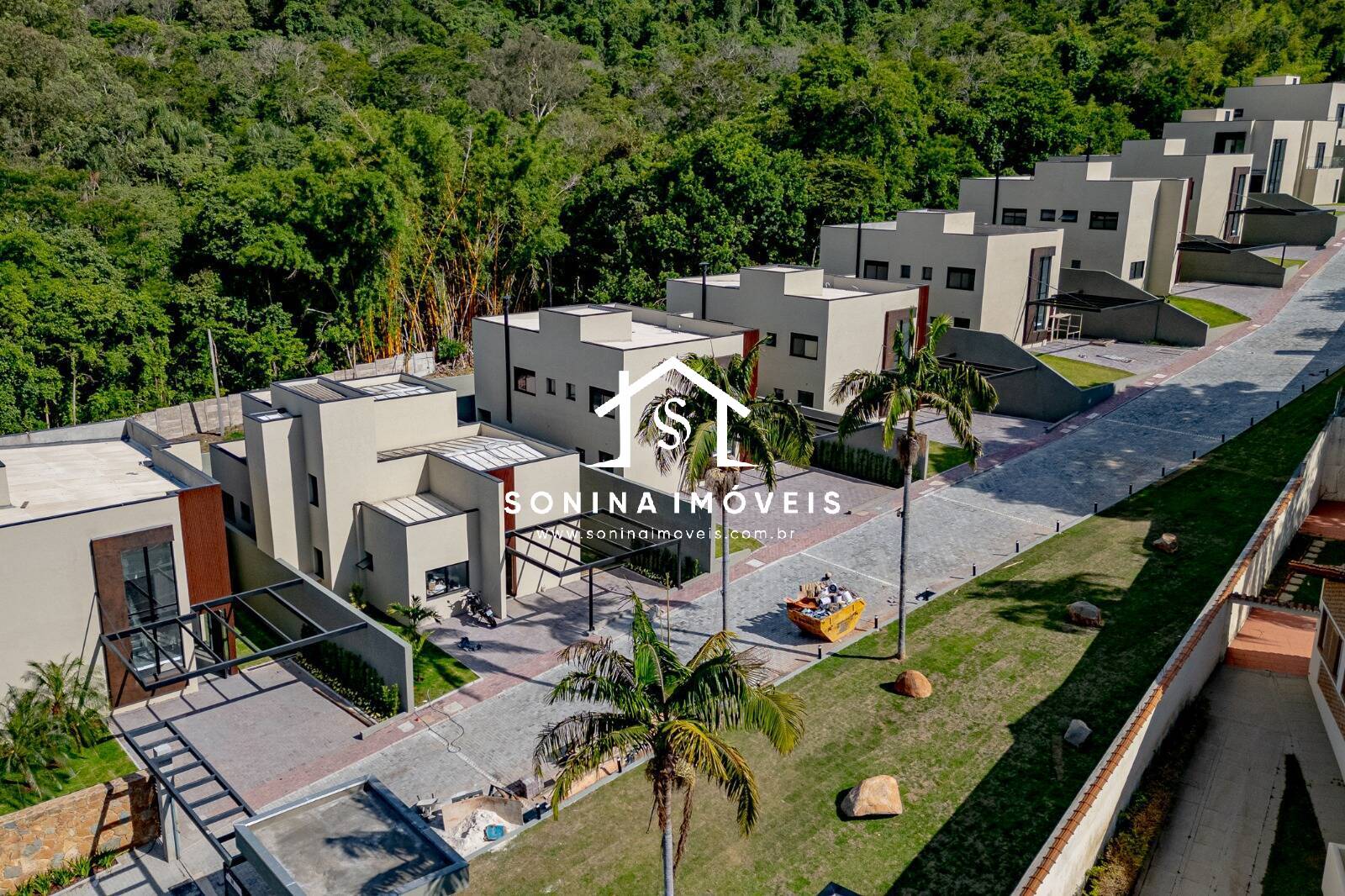 Casa, 3 quartos, 221 m² - Foto 60