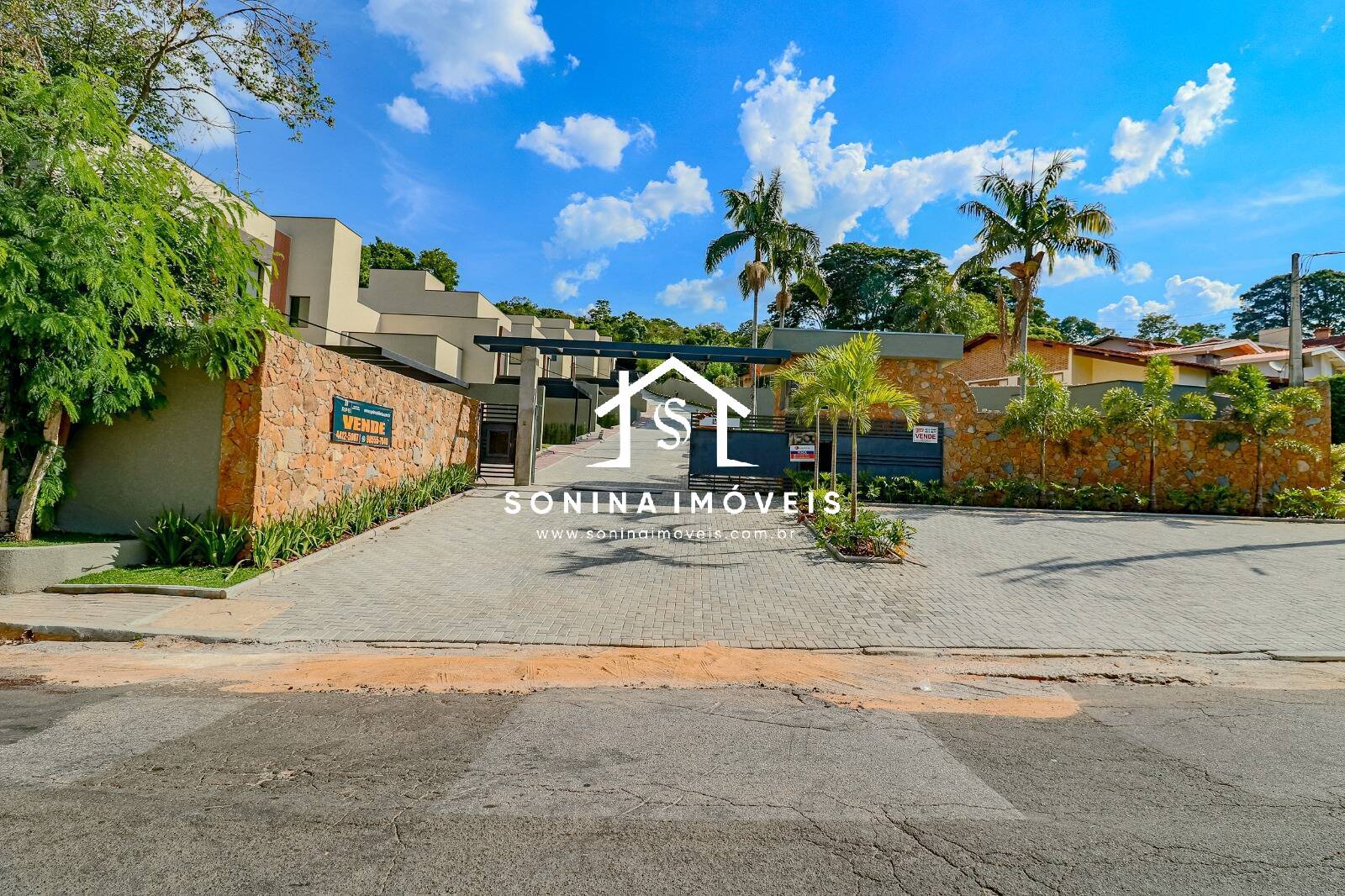 Casa, 3 quartos, 221 m² - Foto 3