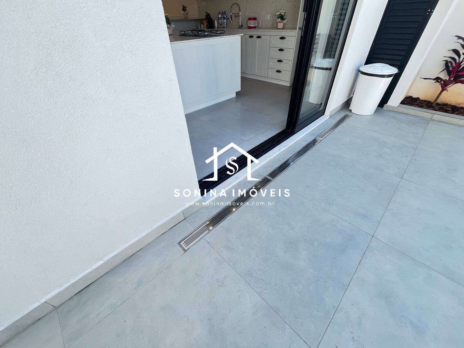 Casa, 3 quartos, 200 m² - Foto 8