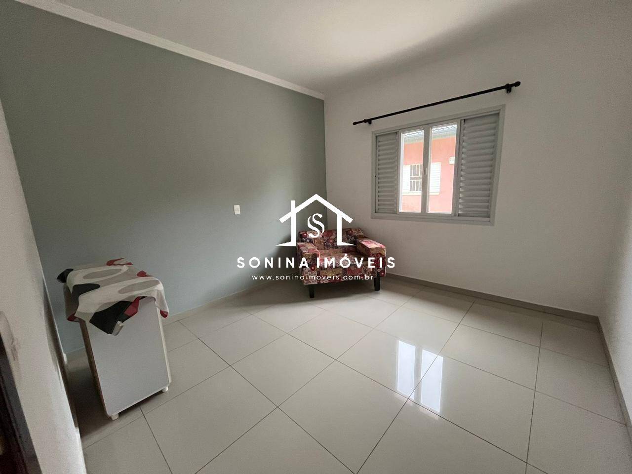 Casa para alugar com 3 quartos, 285m² - Foto 14