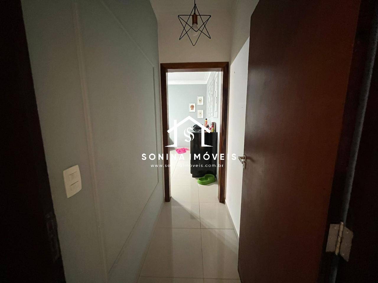 Casa para alugar com 3 quartos, 285m² - Foto 17
