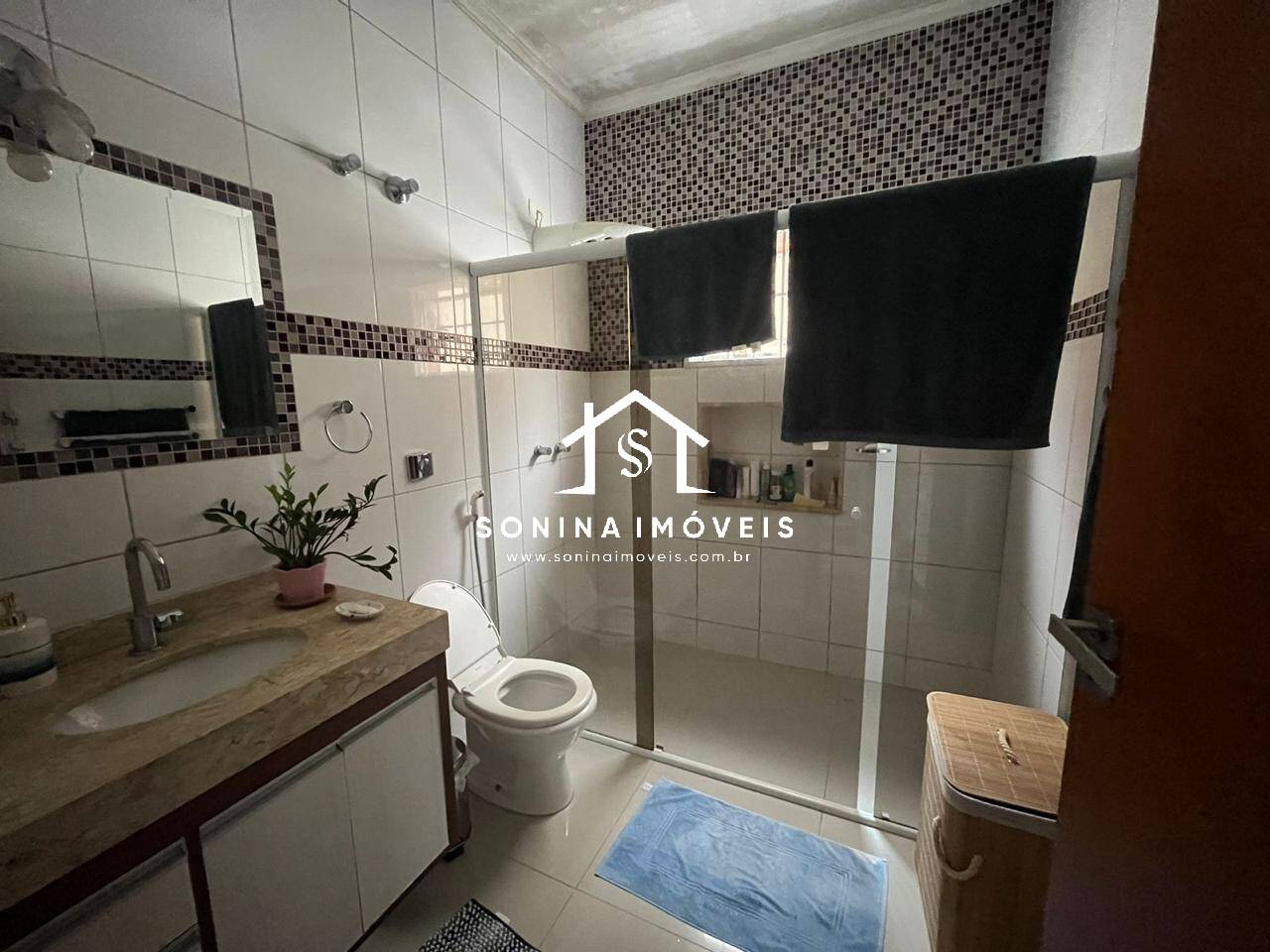 Casa para alugar com 3 quartos, 285m² - Foto 19